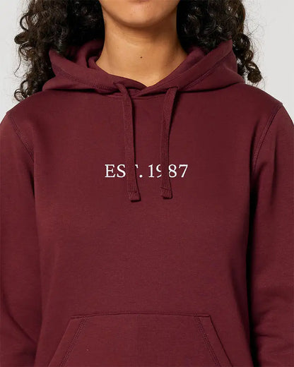Sweat capuche bordeaux avec texte brodé personnalisé au centre