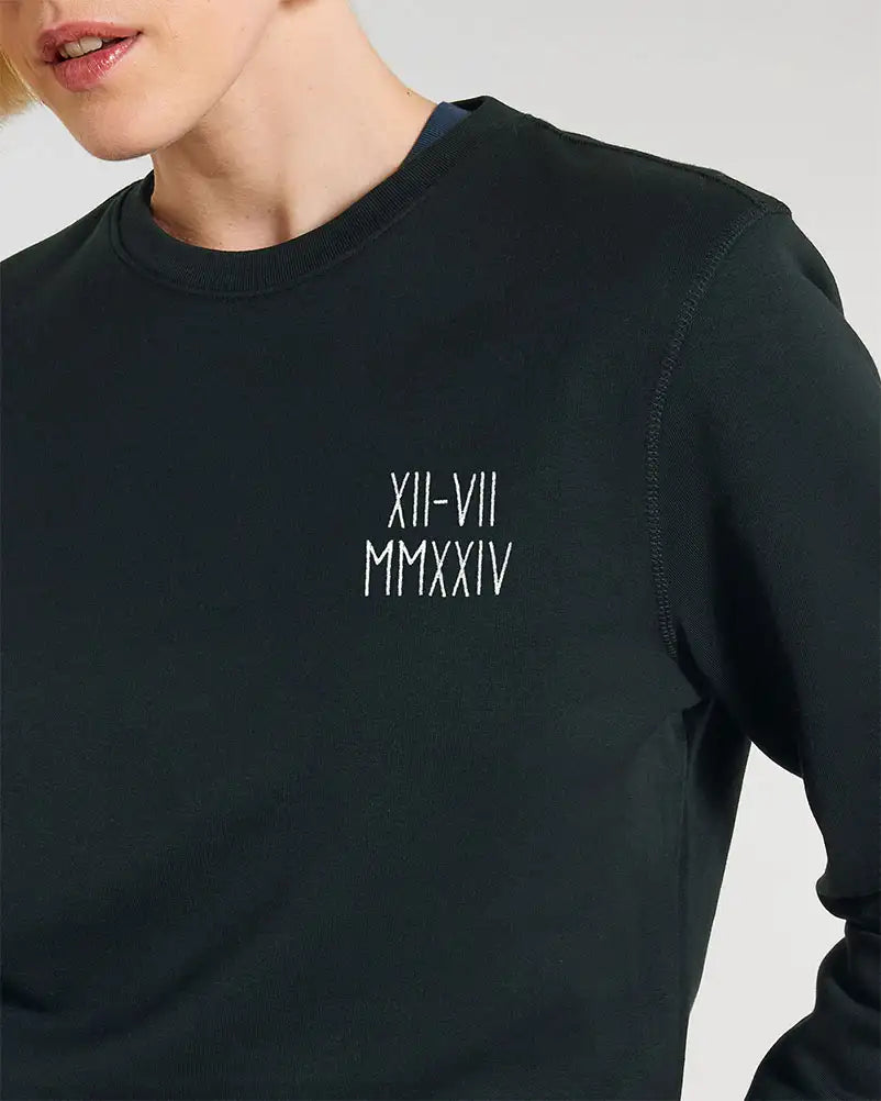Sweat unisexe noir personnalisé avec broderie